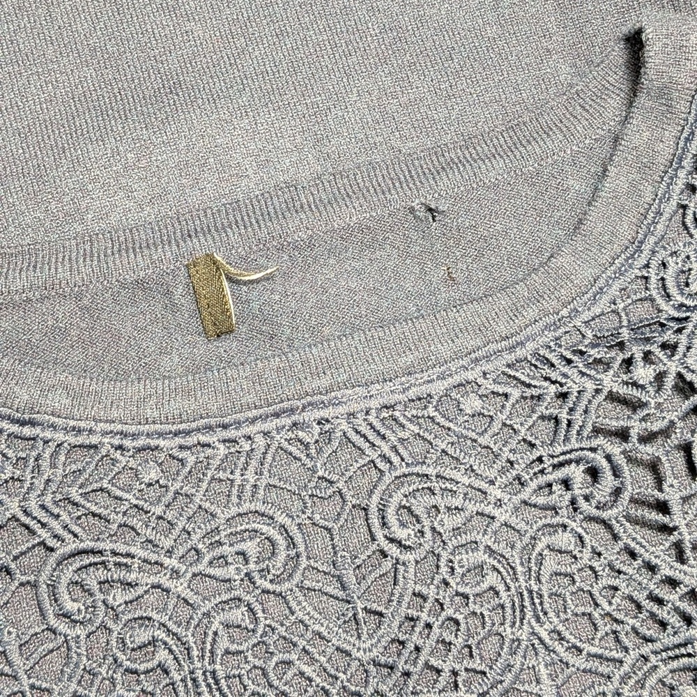 Buffalo David Bitton Navy Long-Sleeve Lace Yoke Top - Picture 4 of 7